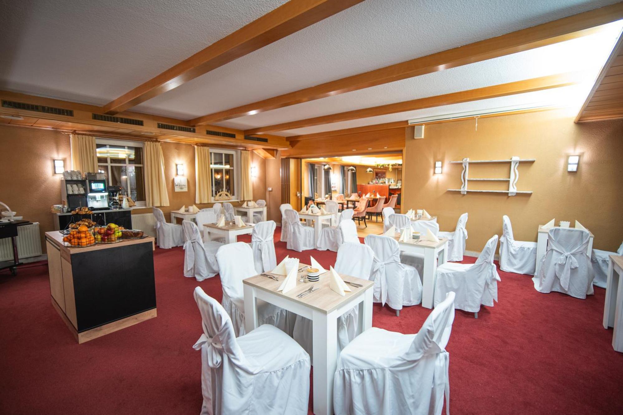 Berghotel Drei Brueder Hoehe Marienberg Dış mekan fotoğraf